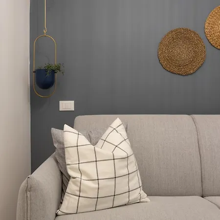 Stylish Gem In Historic For 4 Guests Apartment *