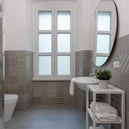 Appartement Stylish Gem In Historic For 4 Guests *