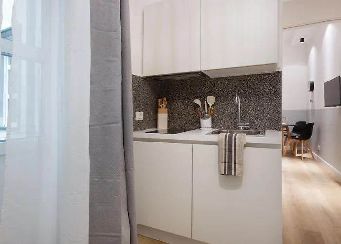 Apartamento Stylish Gem In Historic For 4 Guests