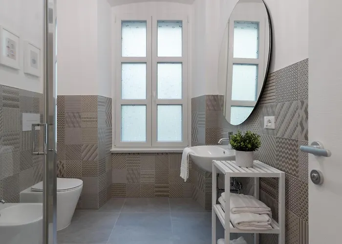 Apartamento Stylish Gem In Historic For 4 Guests *